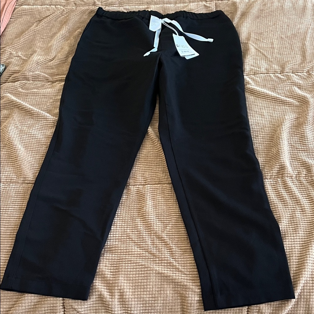 Figs men’s slim fit medium black pisco scrub pants